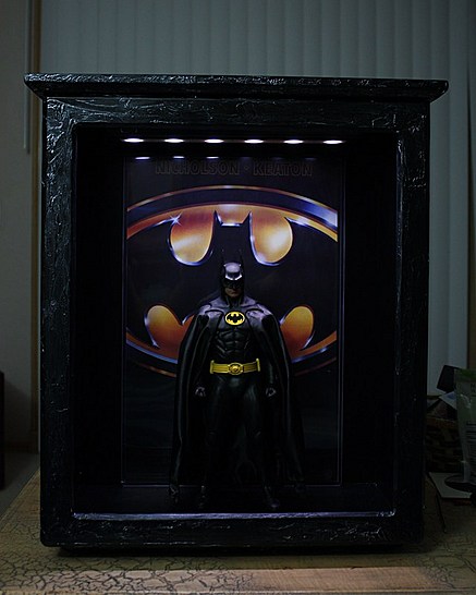 Hot Toys Batman display
